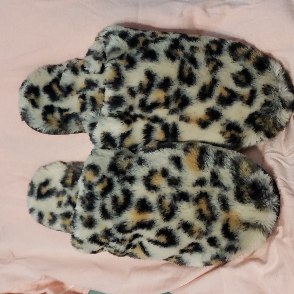 Leopard Print Slippers